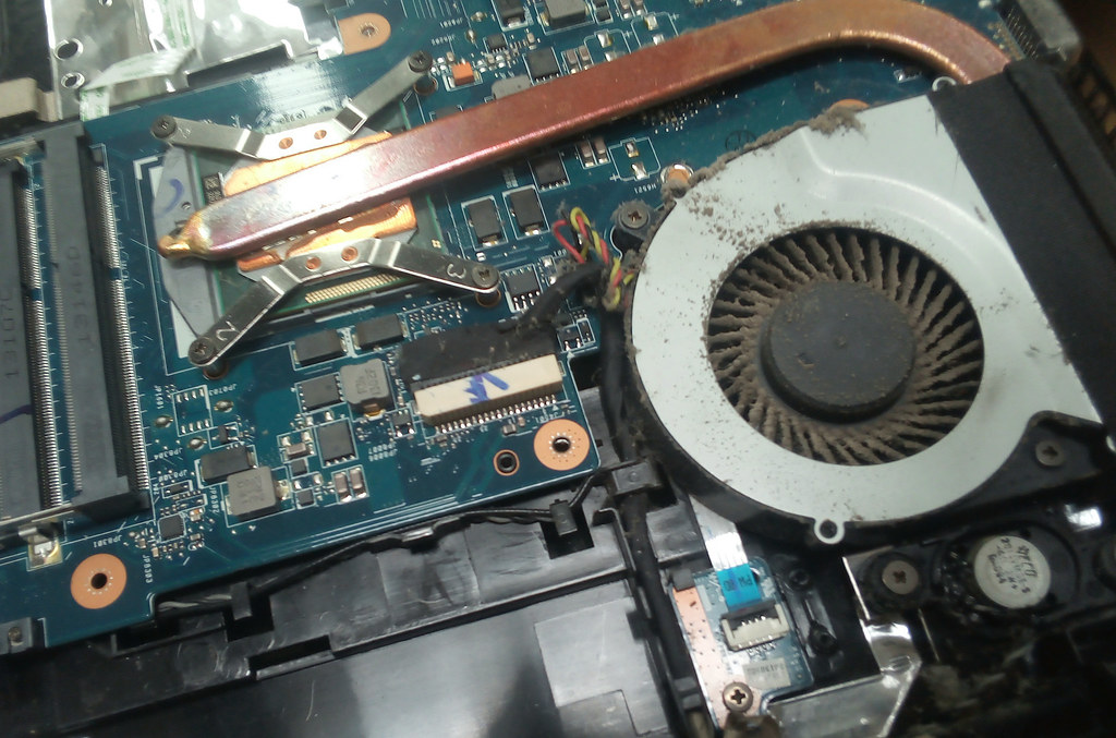 Laptop and mobile repair service